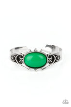 Load image into Gallery viewer, Springtime Trendsetter - Green- Paparazzi
